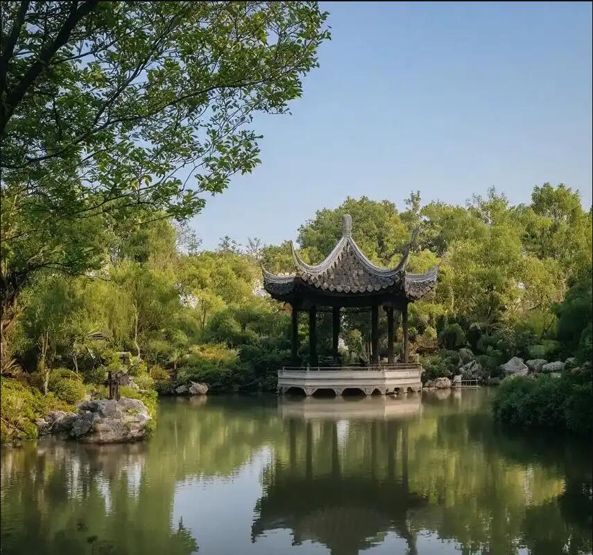 宜宾翠屏雨真餐饮有限公司